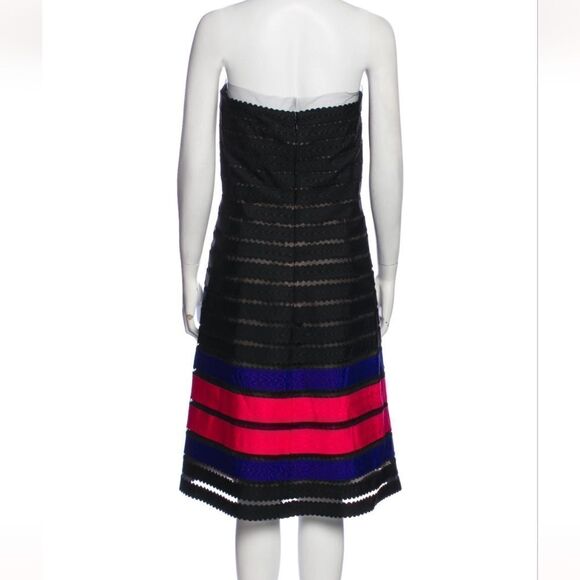 Oscar De La Renta 2017 Mini Dress Runway - Picture 4 of 13